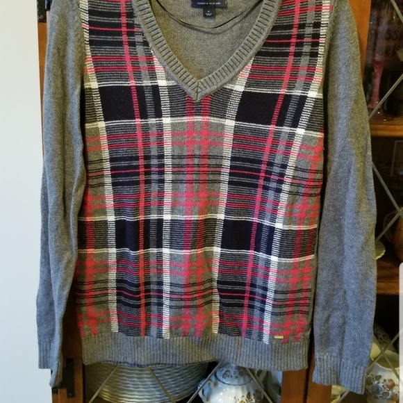 Plaid Tommy Hilfiger Ivy V-Neck Sweater - Picture 4 of 5